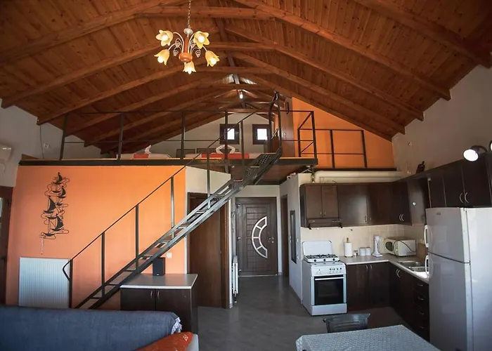 Foula House In Magnisia