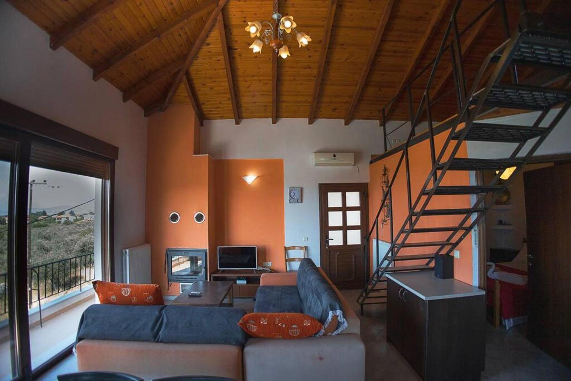 Foula House In Magnisia Holiday home *